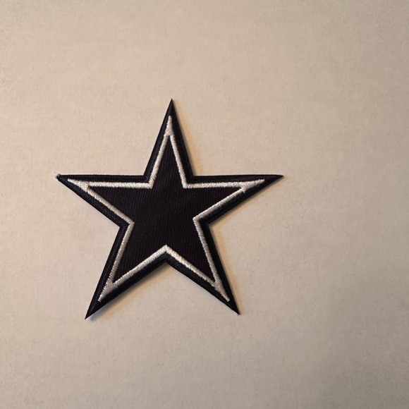 Blue star embroidered.Very durable iron on or sew on DIY patch for clothing/hats - Picture 2 of 5